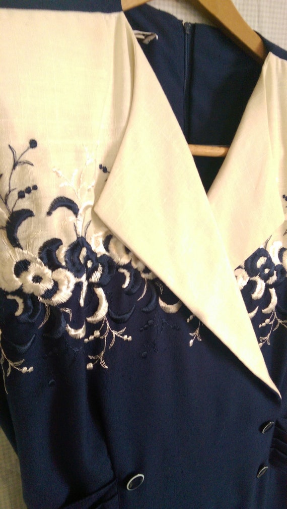 Damon Petites Navy Blue Embroidered Sheath Dress - image 3