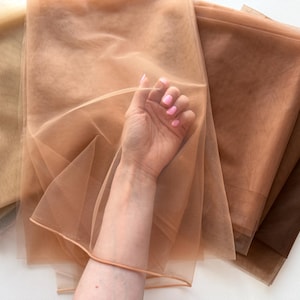 Ljus naken nylon illusionsnät för brudklänningar