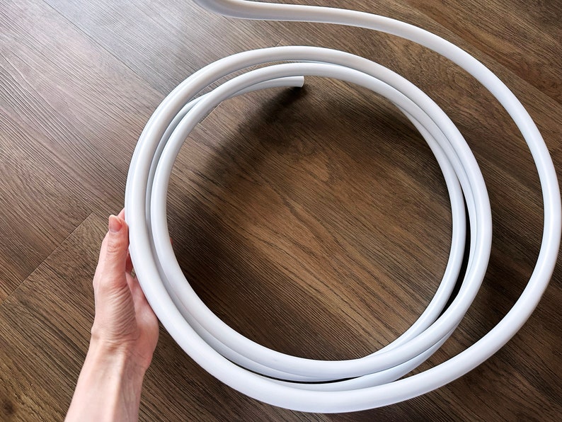 Different diameters of flexible pipe for flowers