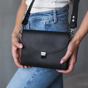 Petit sac en cuir pour femme, sac à bandoulière marron foncé, petit sac à bandoulière pour femme personnalisé, petit sac à main pour femme à bandoulière, petite pochette pour femme