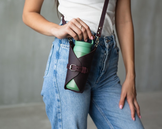 Leather bottle bag, Leather bottle carrier bag, Custom drink bottle bag with shoulder strap, Water bottle holder, Leather bottle sling