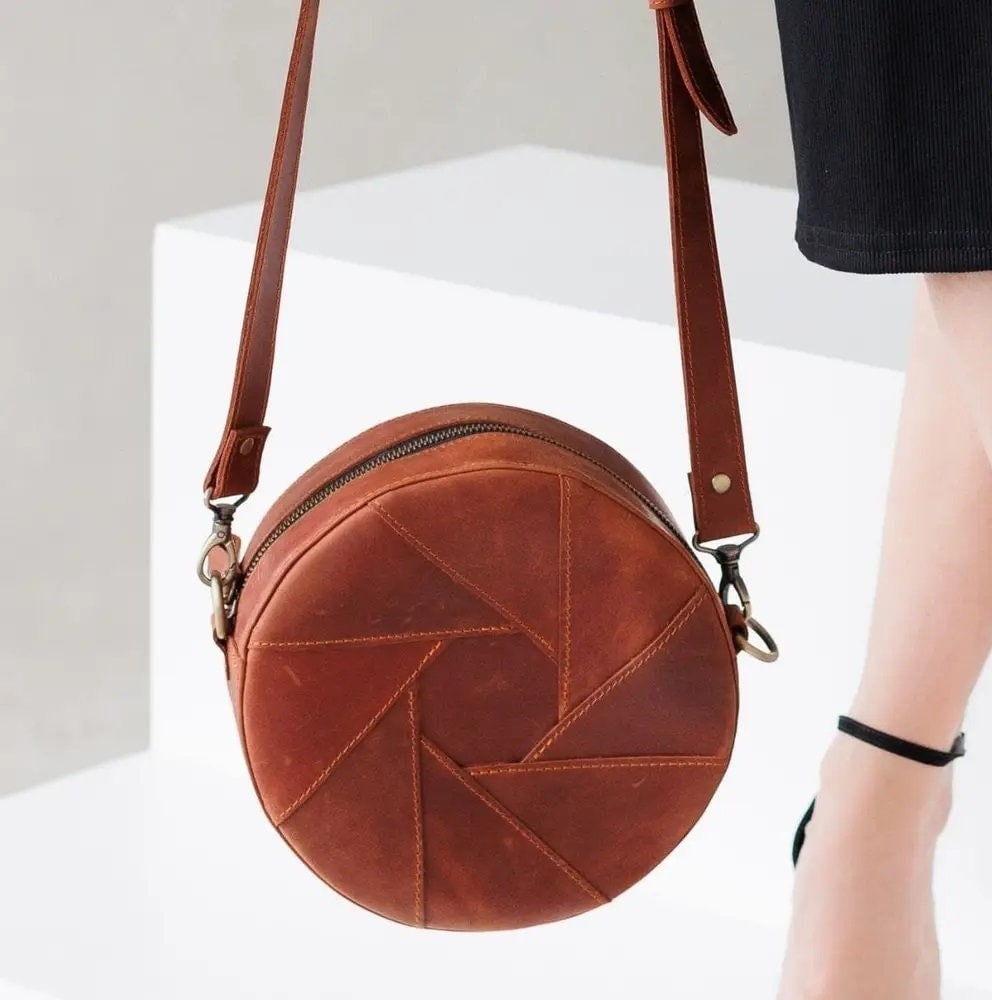 【AAKE】CIRCLE SHOULDER BAG S-ZONE Leather Crossbody Bags for Women Trendy Circle Cross