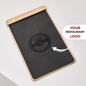 Porta menú de madera para restaurante, Porta menú personalizado con funda de cuero, Tablero de menú de madera, Tablero de menú para restaurante, Funda para menú de restaurante