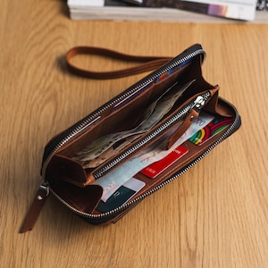 Personalized wallet men black,Wallets for men leather handmade,Leather wallet zipper,Mens leather wallet long,Engraved wallet for husband