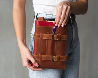 Cinto porta-livros de couro, coldres para livros, cinto para cosplay, porta-livros para larp, cinto para livros, presente de natal para leitores