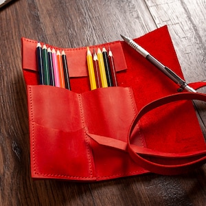 Leather pencil roll,Personalized pencil case,Pen case,Leather pencil case,Pencil roll up case,Leather pen case,Pencil pouch,Pencil case