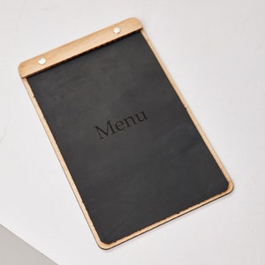 Cubierta de menú personalizable, Tablero de menú de madera con cubierta de cuero, Cubierta de menú personalizada, Porta menú de restaurante grabado, Cubierta de menú con logotipo