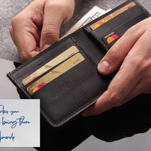 Cartera de escritura a mano para hombres, Regalo de escritura a mano para hombres, Cartera de cuero para hombres personalizada, Cartera bifold de cuero para hombres, Cartera grabada para hombres