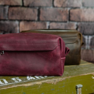 Mens toiletry bag,Leather dopp kit,Leather toiletry bag,Dopp kit for men,Gifts for him,Dopp kit,Personalized dopp kit,Personalized gift