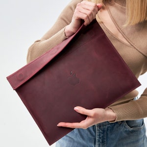 Étui macbook bordeaux en cuir, étui macbook pro 16 pouces en cuir, étui macbook pro bordeaux 13 pouces, étui personnalisé macbook air 15 pouces