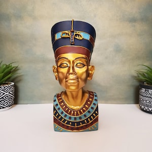Duża, zabytkowa statua popiersia egipskiej królowej Nefertiti - wysokość 9,25"