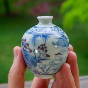 Vintage Chinese Collectible Miniature porcelain Decorative Marked Vase