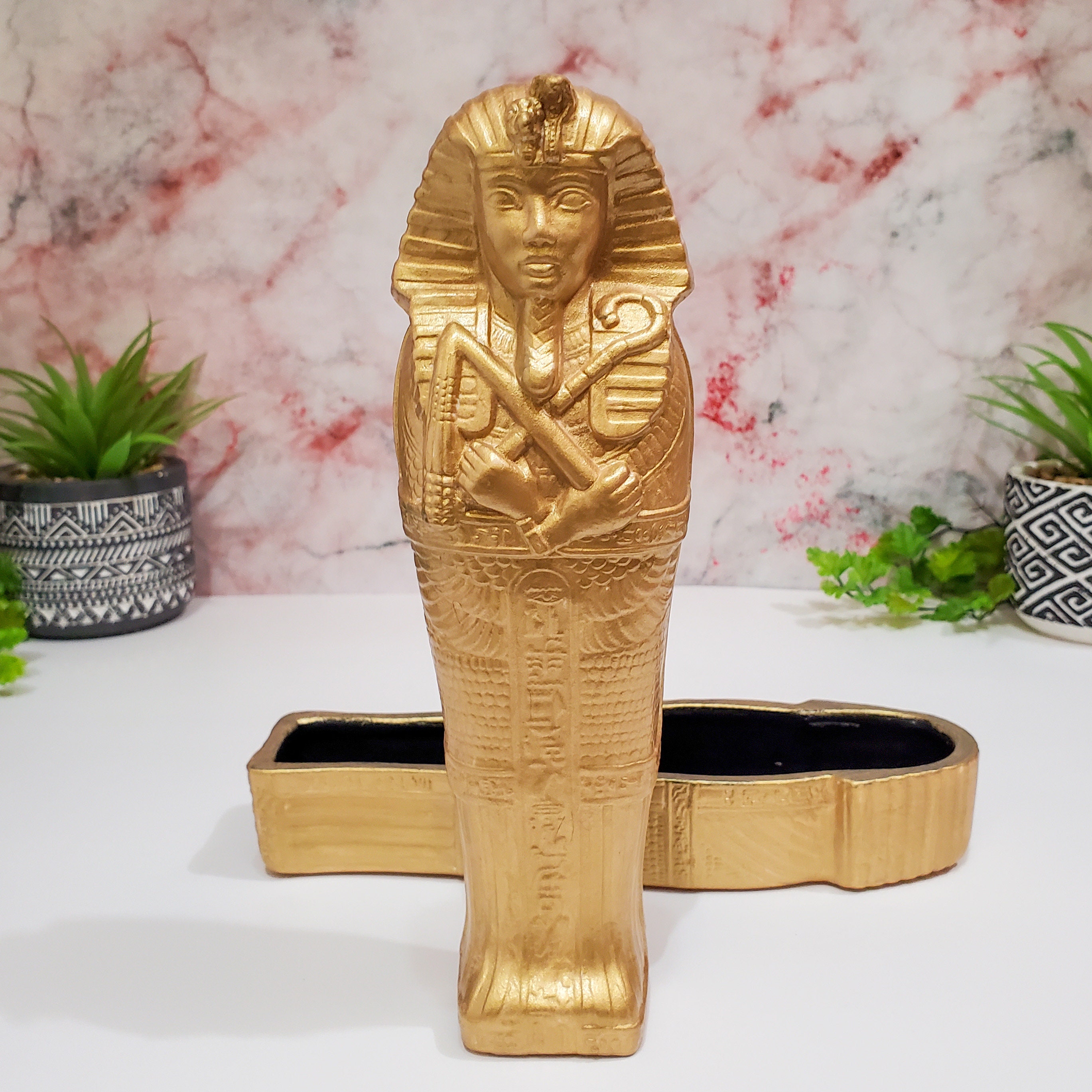 King Tut Mummy Magic - Quicker than the Eye