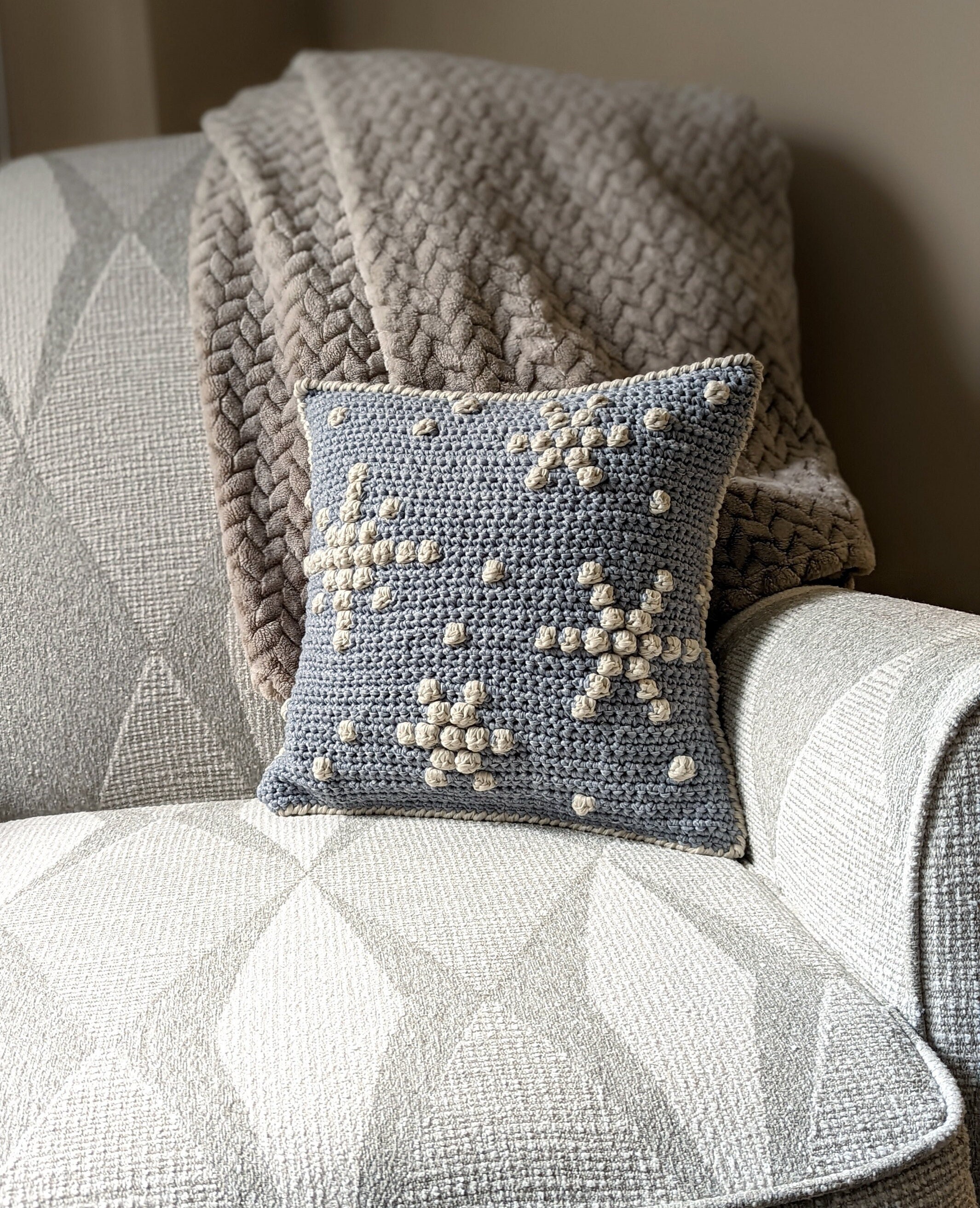 Crochet Pattern: Snow Place Like Home Throw Pillow