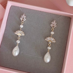 Freshwater Pearl Earrings/ Bridal Earrings