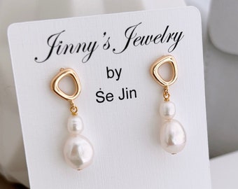 Freshwater Pearl Dangle Earrings/ Pearl Drop Earrings/ Pearl Dangle Earrings