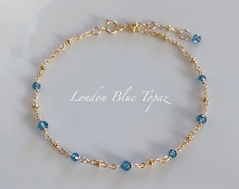 Bracelet délicat avec topaze bleue de Londres/Bracelet de pierre de naissance/Cadeau d'anniversaire spécial pour femme/Cadeau de pierre de naissance de décembre