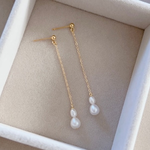 Freshwater Pearl Droplet Earrings/ Bridal Earrings/ Wedding Jewelry/ Bridesmaids Gift/ Birthstone Gift