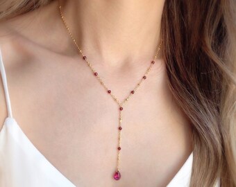 Collar Granate Y: Piedra natal de enero