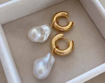 White Fireball Pearls Earrings/Organic Shape Artificial Pearl Earrings
