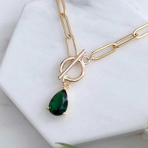 Emerald Pendant Necklace/ Elegant Necklace/ Special Gift For Her/ May Birthstone Necklace/ Birthday Gift For Her