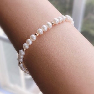 Freshwater Pearl 14k Gold Filled Beaded Bracelet/Anniversary Gift/ Bridal Bracelet/ Birthday Gift