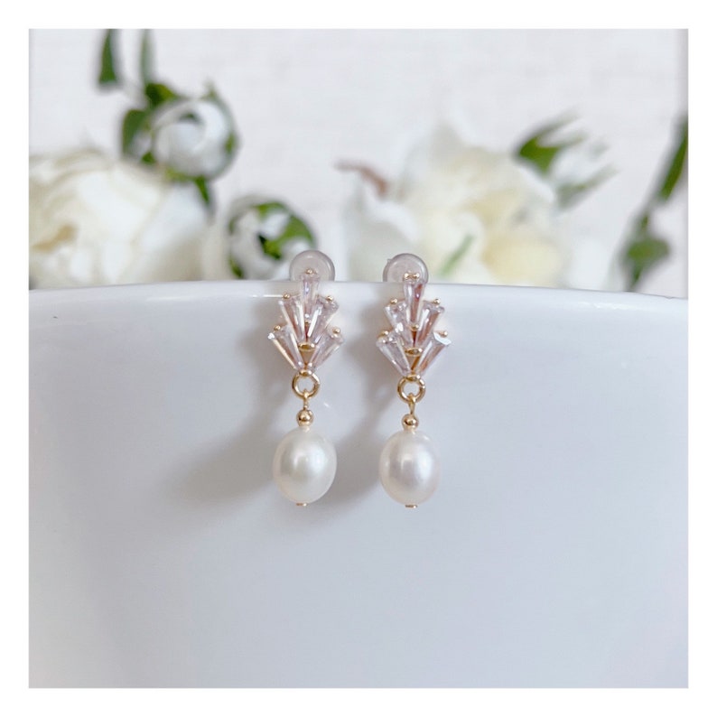 Dainty Freshwater Pearl Droplets Earrings/ Bridal Earring/ CZ Paved Leaf Earrings/ Minimal Pearl Earrings image 5
