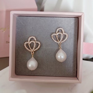 Freshwater Pearl Dangled Earrings/ Pearl Drop Earrings/ Special Gift For Women/ Wedding Earrings