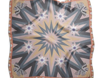 Schmetterling Print Satin Schal: Illustrierte quadratische Bandana