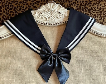 Minimalist Sailor Collar