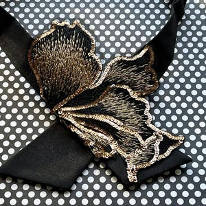 Demi Dahlia Statement Tie