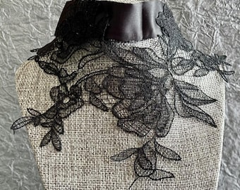 Black Lace Jabot