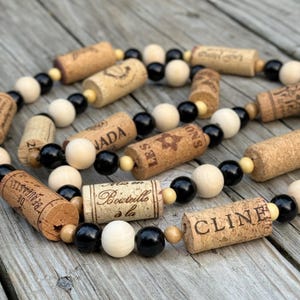 Unique Handmade Repurposed Wine Cork Garland | Eco-Friendly Home Decor | 6 Feet Long
