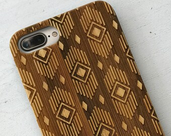 Real Wood Phone Case with Laser Engraved Tribal Pattern for iPhone & Samsung
