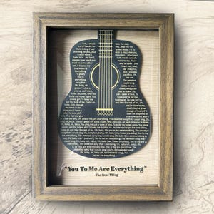 Letras de canciones de guitarra personalizadas Imagen de madera