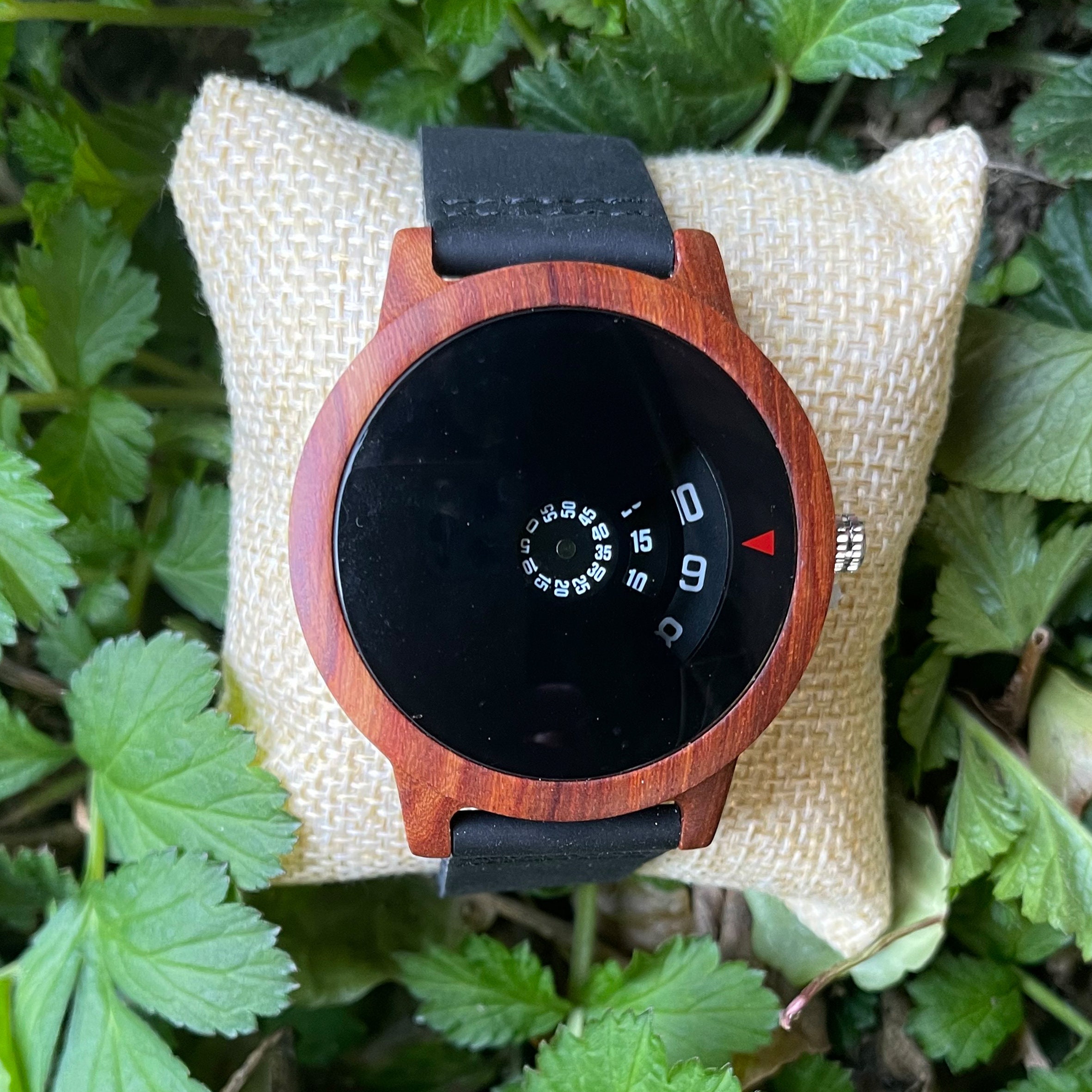 Uniek houten horloge zonder wijzers met optionele personalisatie Etsy Belgie