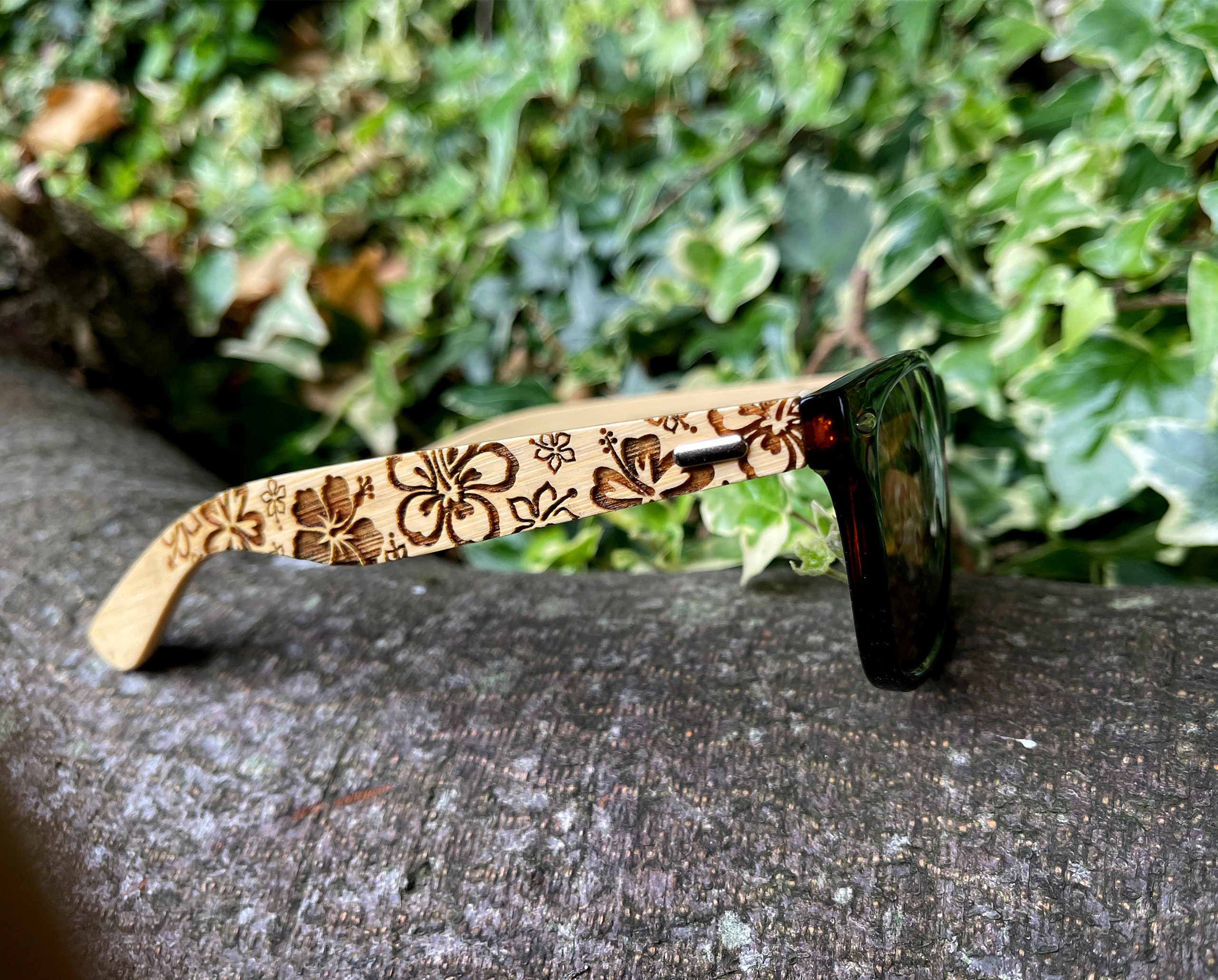 Flower of Life Bamboo Sunglasses Bamboo Sunglasses; Polarized, 400 UV Lenses | Dragonfly  main image 2