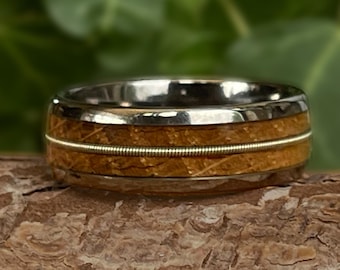 8mm  Tungsten Ring with Oak Inlay and Inset Guitar String