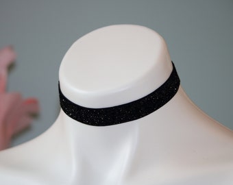 white cloth choker