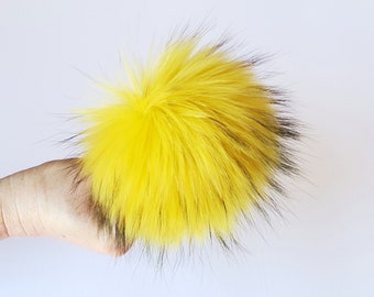 Yellow real fur pompom for hat with ribbons, Raccoon fluffy large fur pom pom for beanie, Huge pom poms, Big size pom pom