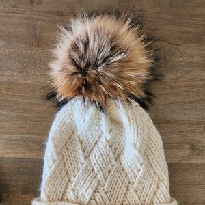 Natural real fur pompom for hat with snap, Raccoon fluffy large fur pom pom for beanie, Huge pom poms, Big size pom pom image 2