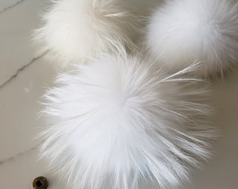 White pompom for hat, Medium size Real Fur pom pom with snap, Raccoon fluffy pom for beanie, Detachable large ball 6 inch