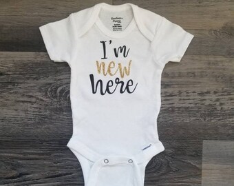 I'm New Here Baby Onesie® - Unisex Announcement Outfit