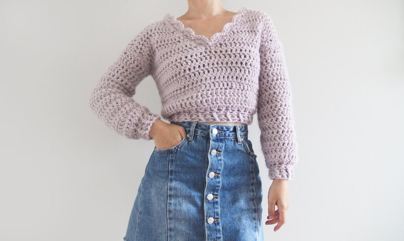 Chunky Cropped Crochet Sweater with Scalloped Shell V-neck Crochet Pattern pdf instant digital download forthefrills image 1