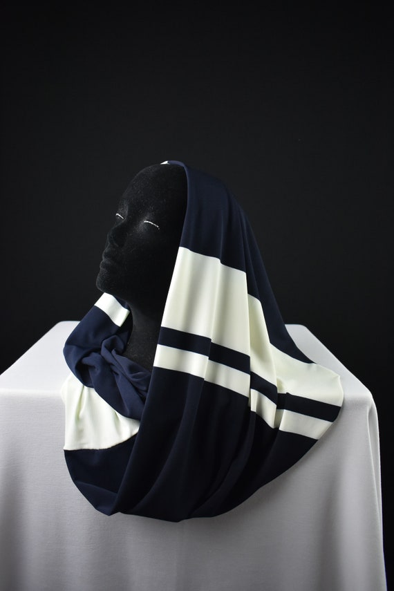 Women' s White and Navy Blue Infinity Scarf, Gift for her, Super Soft, Warm,  Cozy, All-Season, Breathable, Gift for Mother