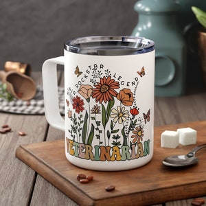 Veterinarian Graduation Gifts for Women Vet Travel Mug Wildflowers Personalized Vet School Gift Equine Veterinarian Cup DVM Grad Mug for Her