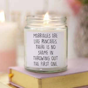 Les mariages sont comme des crêpes Cadeau de rupture l Bougie de félicitations pour lui, elle l Bougie parfumée de soja coulée à la main 9 oz