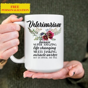 Personalized Veterinarian Gift for Women l Vet Tech Gifts l Thank You, Appreciation, Birthday, Christmas l Custom Name Cup