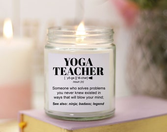 Regalos para profesores de yoga | Vela divertida para regalar a mujeres y hombres | Regalo de agradecimiento, cumpleaños y Navidad | Vela perfumada de soja vertida a mano de 255 ml
