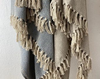 Extra-large 100% Soft Cotton Throws In A Timeless Chevron Pattern With Fringed Edge 230cm X 255cm